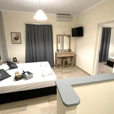 آغيوس غيوريوس Ionian Boutique Apartments المظهر الخارجي الصورة